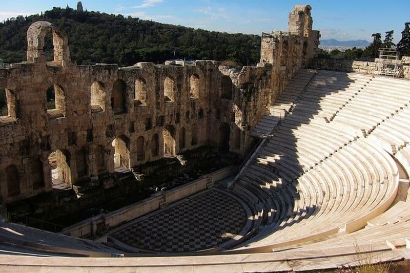 Acropole et Théâtre de Dionysos. Marcher avec un guide agréé