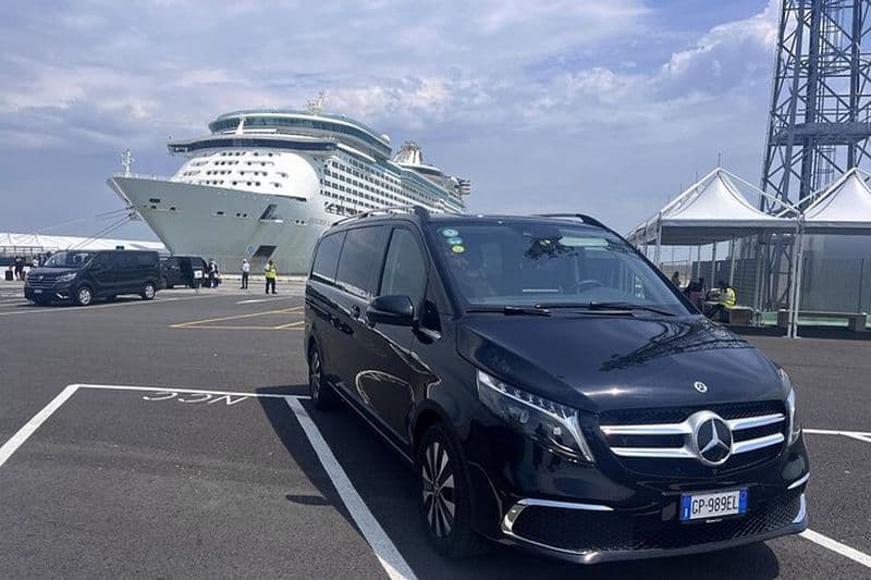 Transfert de l'aéroport de Bologne au terminal de croisière de Ravenne