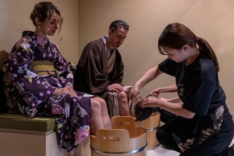 Cours de massage relaxant de 30 minutes à Kyoto Arashiyama Choisissez parmi 4 types de café de bain de pieds et un cours de massage des pieds de 30 minutes