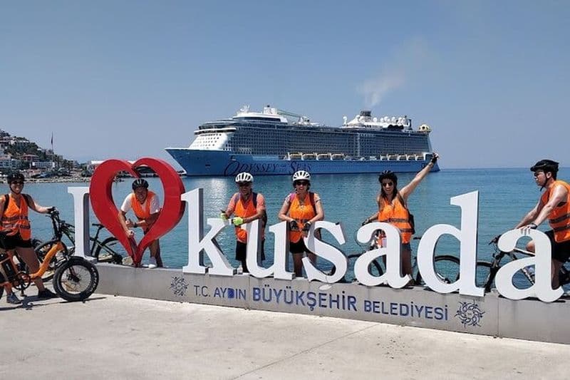 Visite guidée privée à vélo de la ville de Kusadasi d'une demi-journée