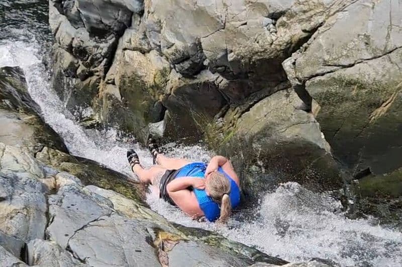 Forêt tropicale d'El Yunque - Toboggan aquatique, saut de falaise et balançoire sur corde !