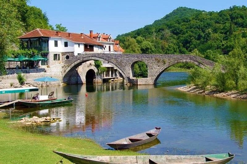 Randonnée à Rijeka Crnojevića et à la grotte d'Obodska