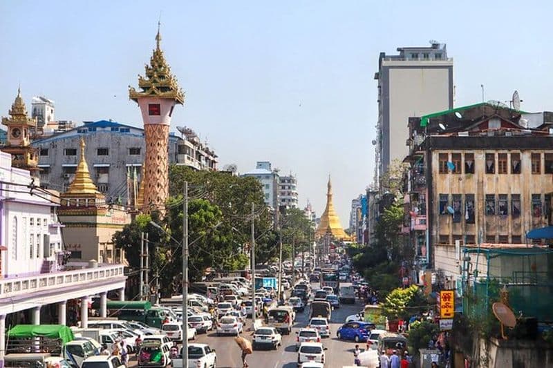 Visite à pied dans le centre-ville de Yangon