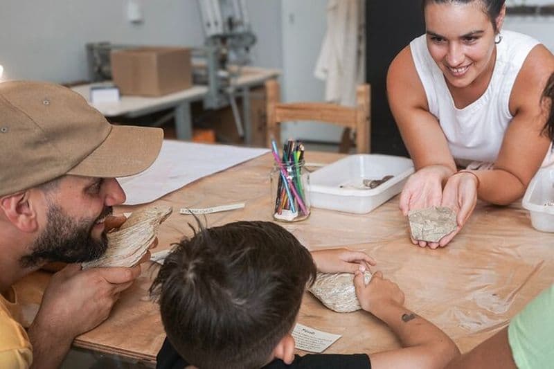 Céramique et paléontologie à Bombinhas : une connexion transformatrice