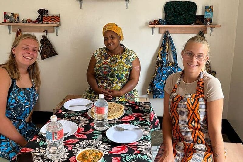 Ateliers de cuisine et de couture et bijoux à Arusha