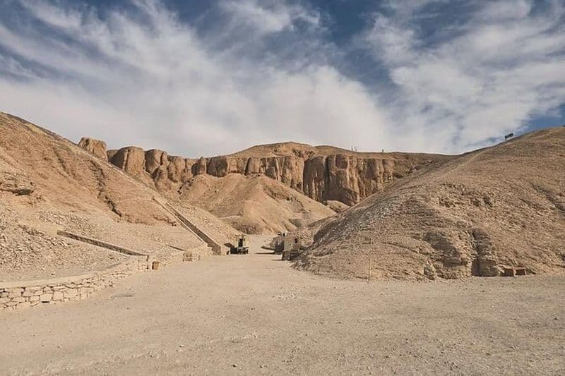Excursion d'une demi-journée à Louxor Vallée des Rois et Temple Hatchepsout