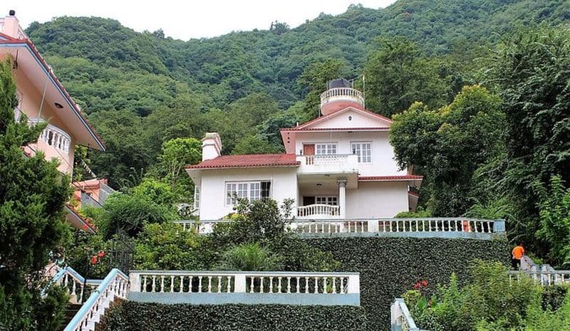 500 heures de formation de professeur de yoga avancée à Nepal Yoga Home (tous les 1er du mois)