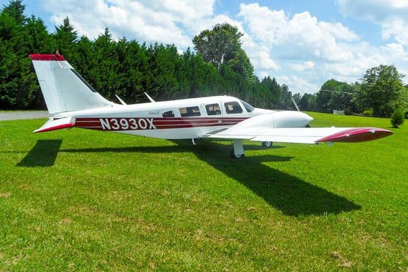 Transfert en avion entre l'aéroport de Colombo (CMB) et l'aéroport d'Ampara (ADP)