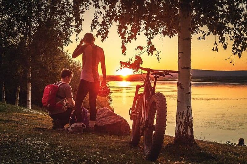 Balade à vélo dans les parcs et les rives de Rovaniemi