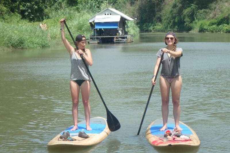 No.1 Chiang Mai : Stand Up Paddle Board à travers la forêt de Mae Taeng