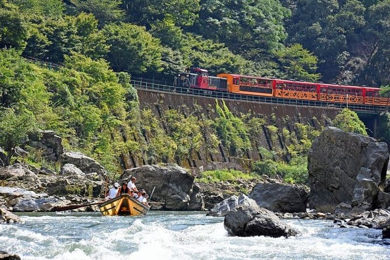 Visite en bus de Kyoto:Sagano Railway & Hozugawa River Boat Promenade 【SW】