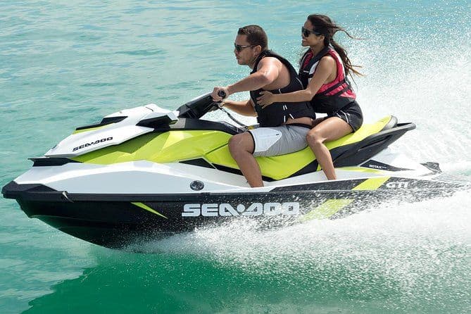 JETSKI 130HP GTI SEADOO (peut contenir 2 personnes)