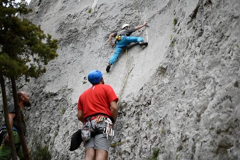 [PRESQUE] DOWNTOWN CLIMBING essayez de grimper et brisez la peur