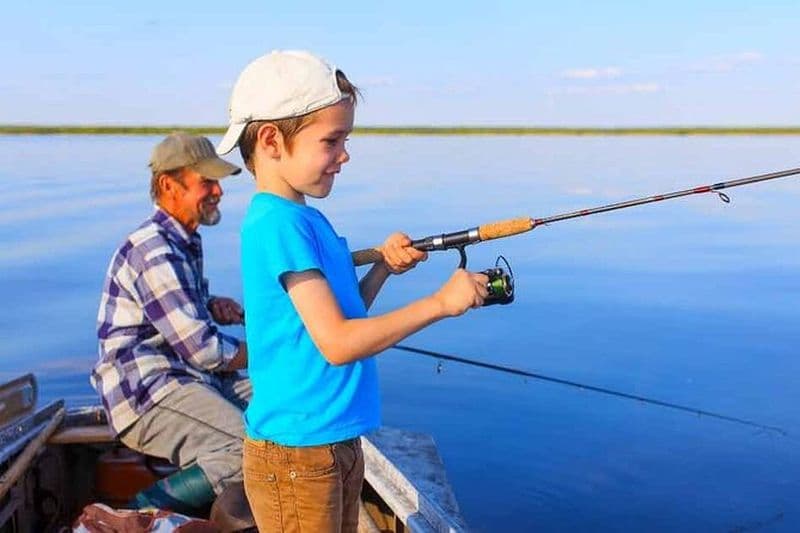 Excursion privée d’une journée en bateau de pêche avec transfert à l’hôtel – Hurghada
