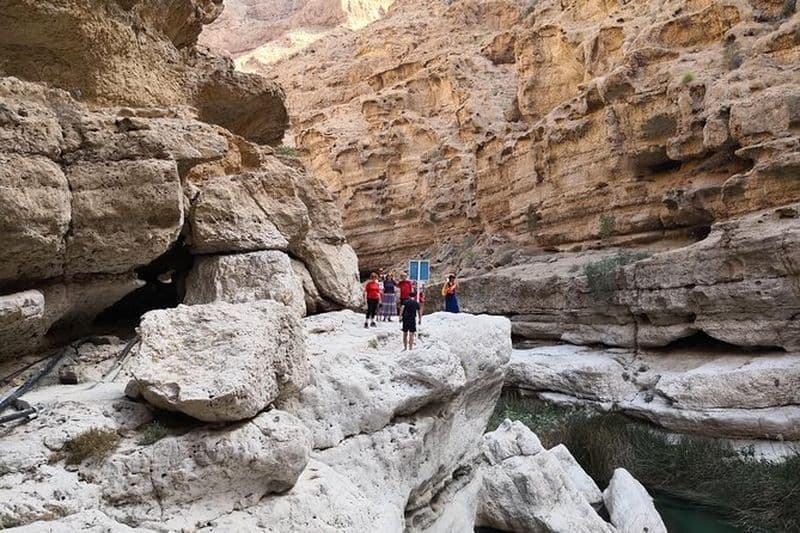 Trekking et baignade dans le Wadi Shab