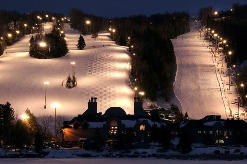 Sapporo étoilé Ski spécial Twilight Adventure (Ski & Hot Spring)