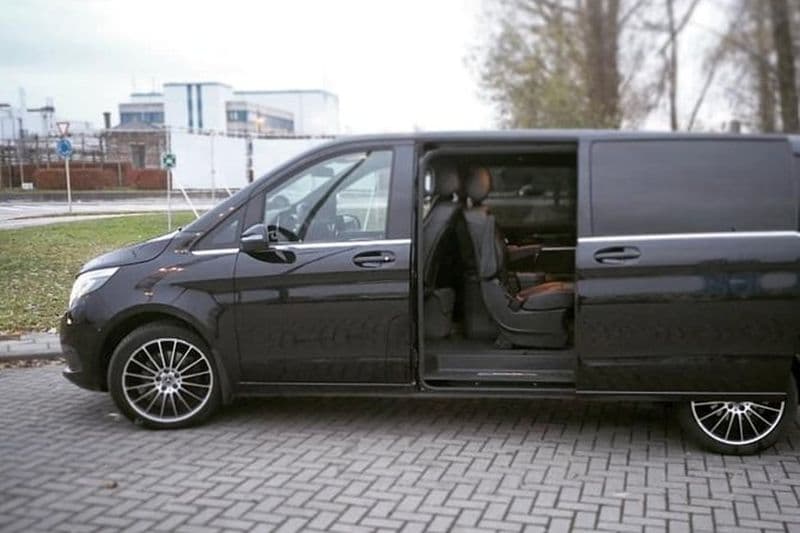 Taxi Navette Aéroport de Bruxelles <-> SPA (1 à 8 PLACES)