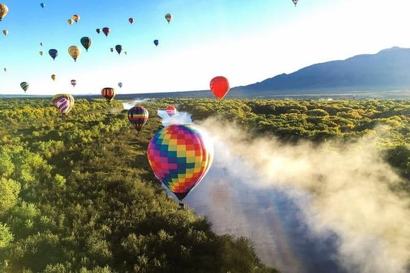 Balades en montgolfière à Albuquerque au lever du soleil