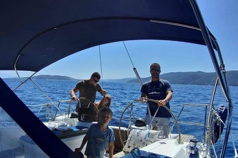 Excursion privée en voile sur la Riviera de Makarska