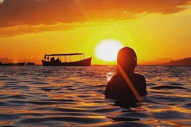 Coucher de soleil sur la plage de Cação avec photos incluses par Zimbros Ecotour
