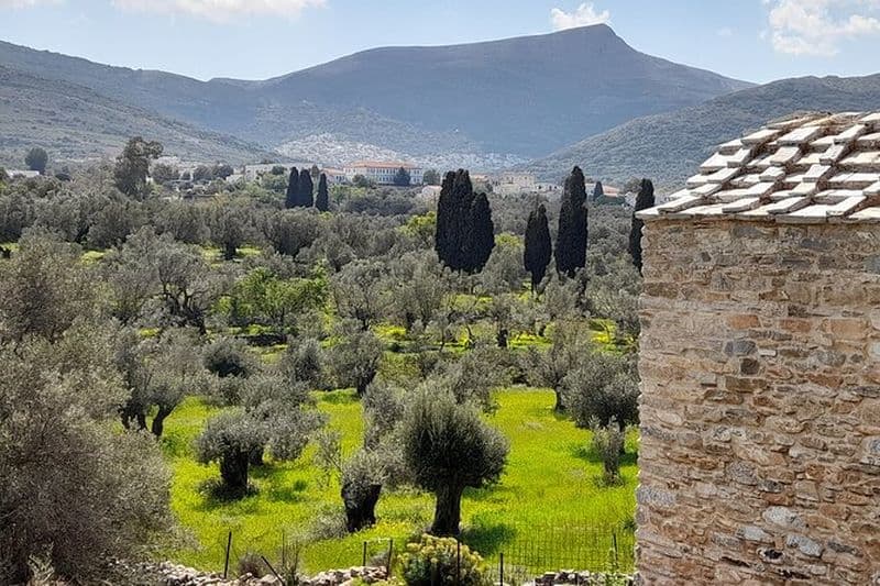 Naxos : randonnée à la campagne parmi les villages et les églises byzantines