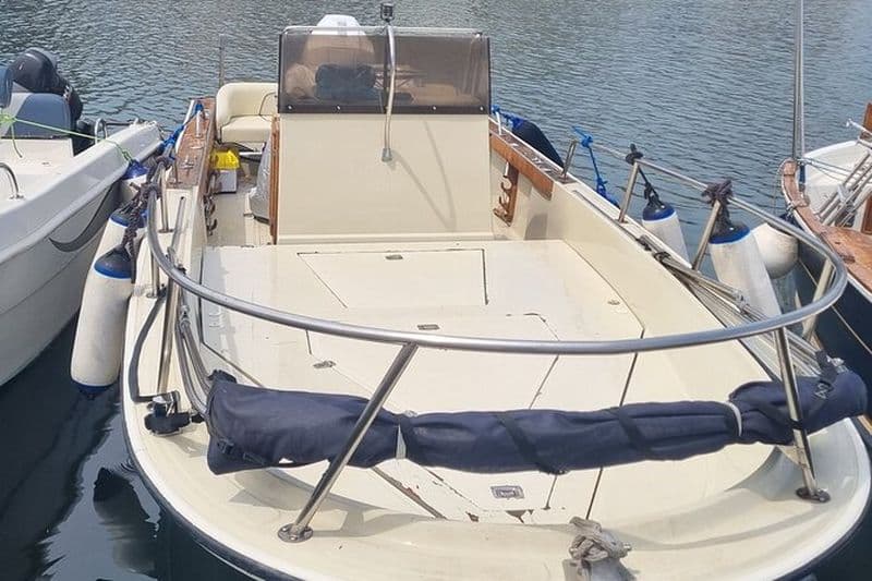 Expérience privée - journée de pêche sur la côte de Bari