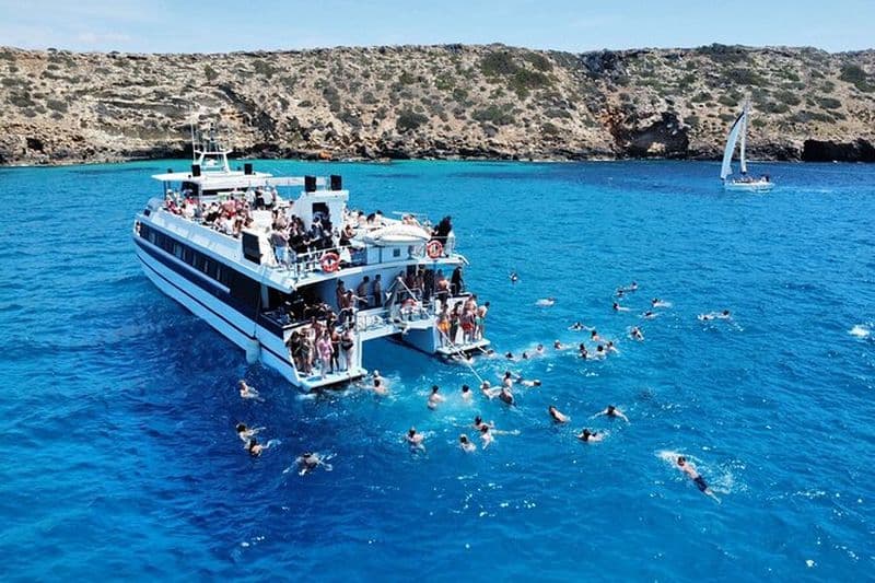 Fête en bateau de 3 heures avec 2 DJ live à Majorque