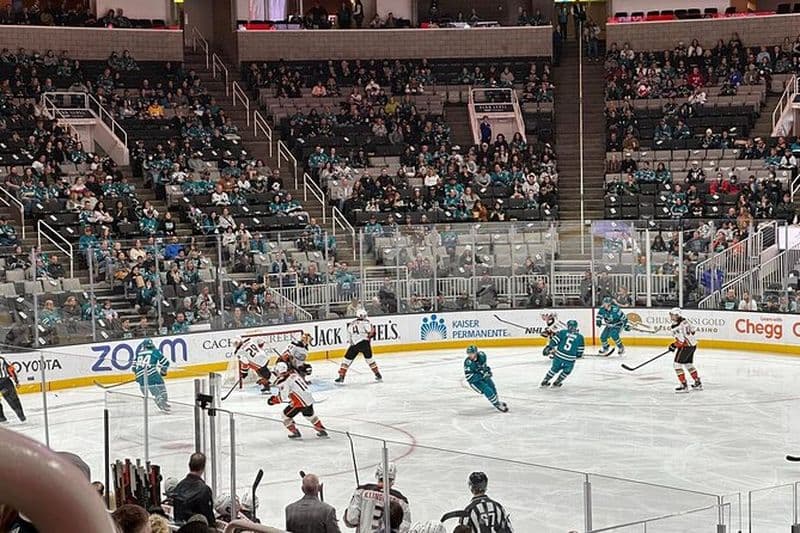 Billet pour le match de hockey sur glace des San Jose Sharks au SAP Center