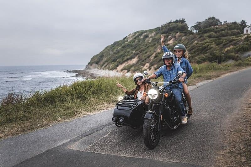 Découverte du Pays Basque en sidecar avec chauffeur privé