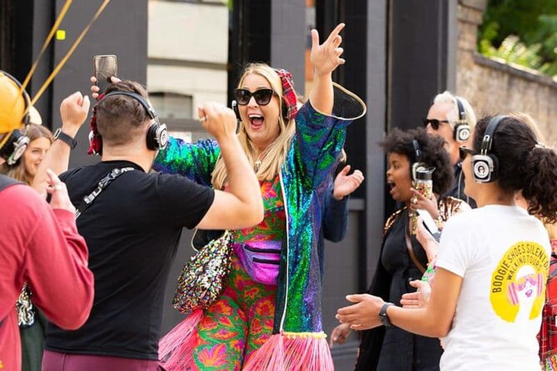 Vos visites privées à pied de Camden Silent Disco jusqu'à 25 personnes