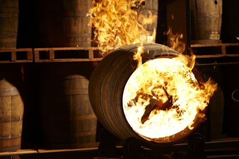 Excursion privée d'une journée à Taipei: Whisky Kavalan, Yilan Bière artisanale & Plage