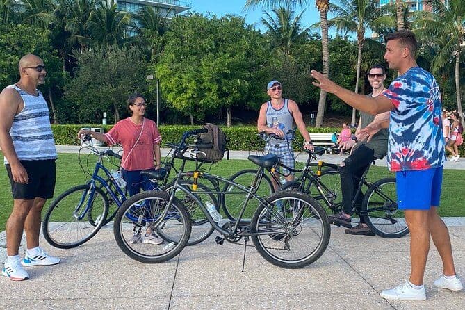 Excursion à vélo à Miami Beach Art déco et histoire avec un passionné de design