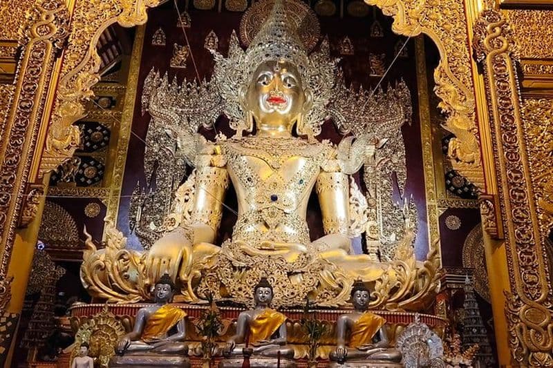 Visite à pied des temples de Chiang Mai avec l'ex-guide moine Partie 2
