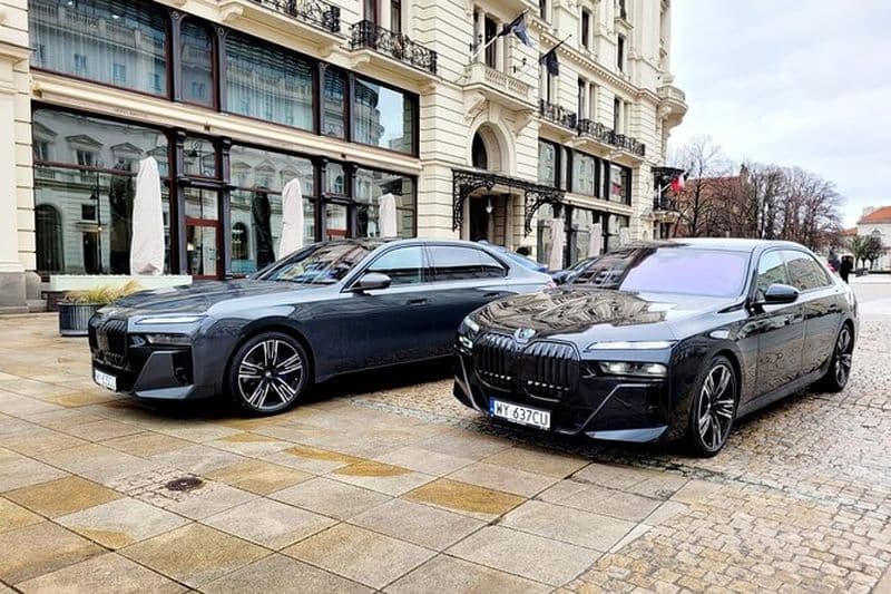 Transfert aéroport de Varsovie (WAW) en première classe