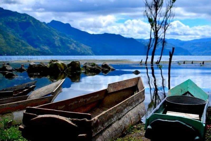 Excursion à vélo autour du lac Atitlan avec des tissages et des plantations de café