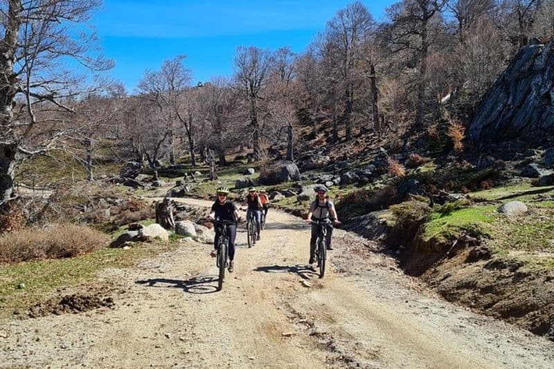 balade accompagnée sur le Plateau du Coscione en VTT Electrique