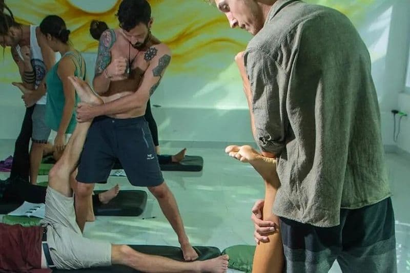 7 jours en stage de yoga et massage thaïlandais à Begnas Népal