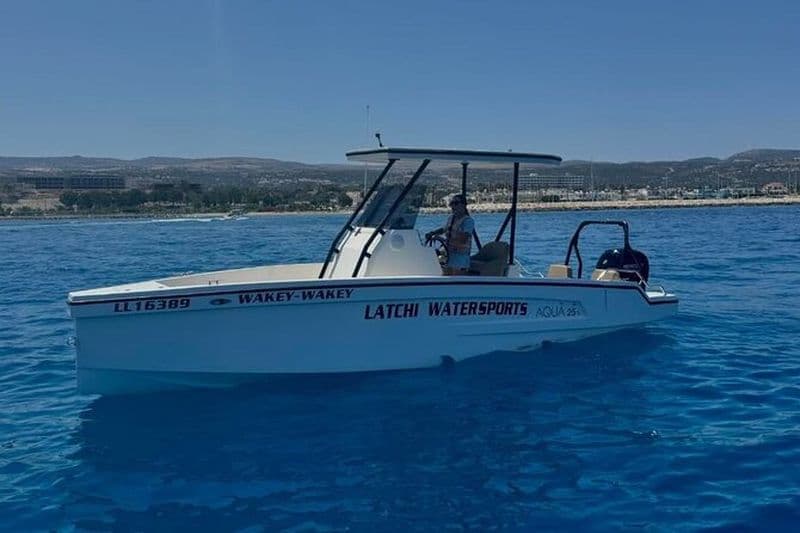 Bateau à moteur de luxe Aqua 25 à Blue Lagoon et plus encore...