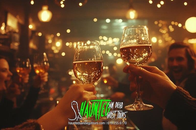 Fantômes et coupes lors de la tournée des bars les plus hantés de San Diego