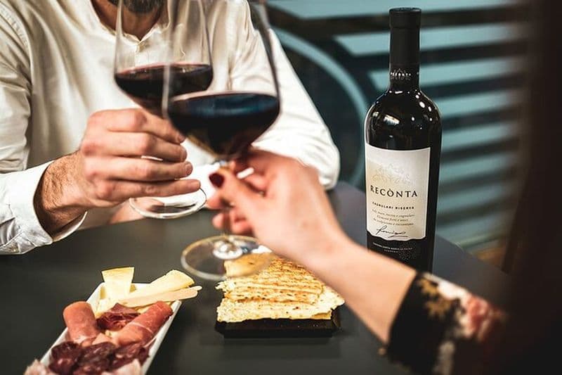 Visite privée d'Alghero et dégustation de vin (TRANSFERT INCLUS)