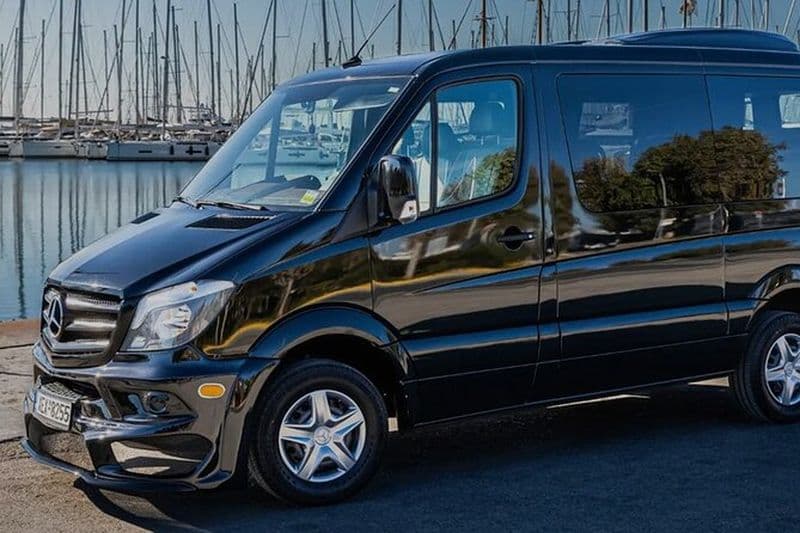 Transfert-taxi privé de luxe à l'aéroport/port de Mykonos