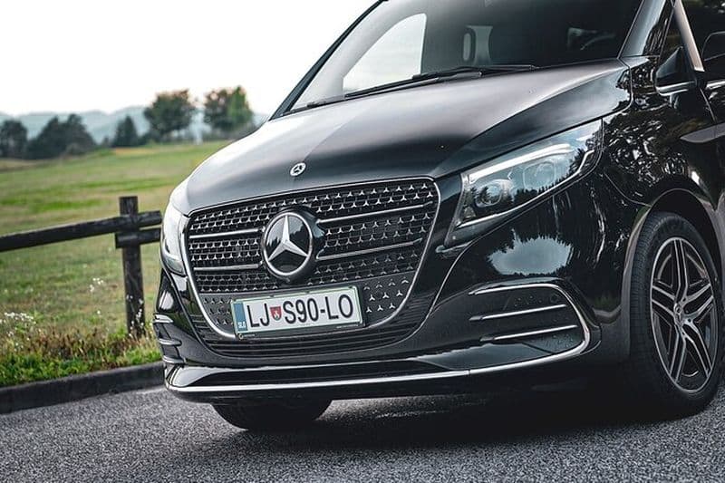 Transfert privé aller simple de l'aéroport de Ljubljana vers ou depuis Ljubljana