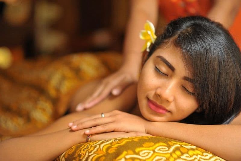 Massage de relaxation au ANJALI SPA