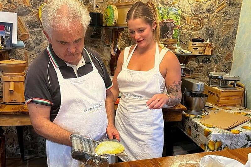 Côte amalfitaine : Faire des pâtes faites à la main, Tiramisu et dégustation de vin