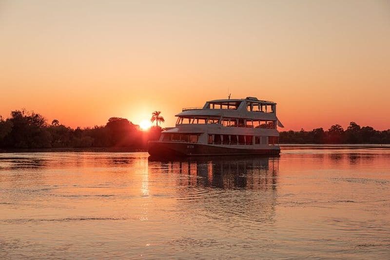 Croisière au coucher de soleil sur le Zambèze