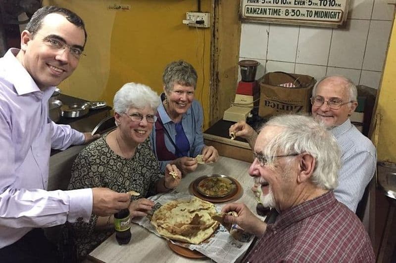 Visite guidée privée à pied de la cuisine de rue non végétarienne dans le quartier musulman