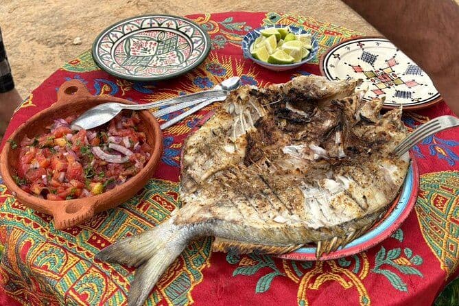 Excursion d’une journée berbère à Essaouira – cascade, tajine et pêche en mer