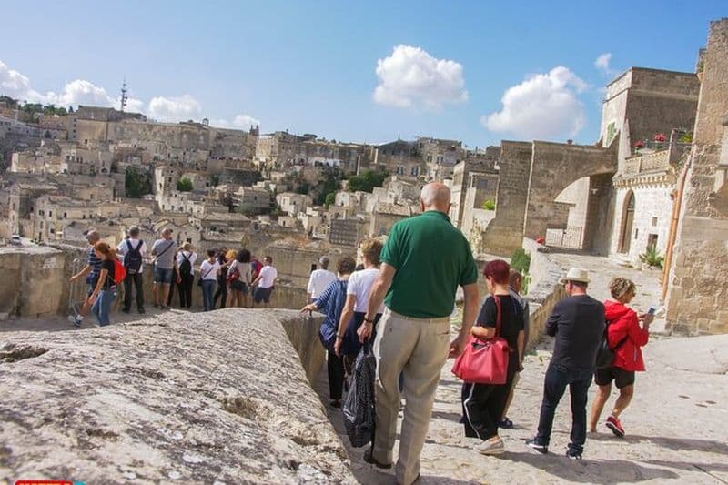 Billet Visite à pied des Sassi de Matera avec la maison/église troglodyte