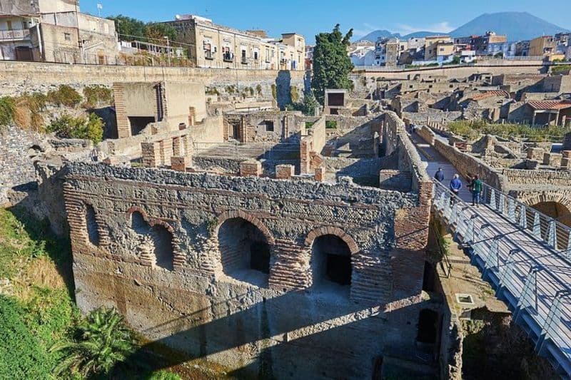 Billet Visite guidée d'une journée de Pompéi et Herculanum avec déjeuner léger