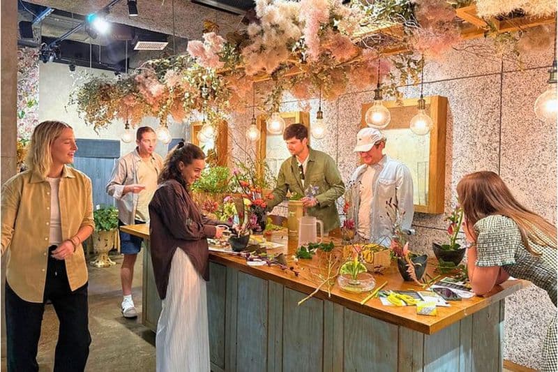 Expérience/atelier de composition florale japonaise (Ikebana) à Tokyo